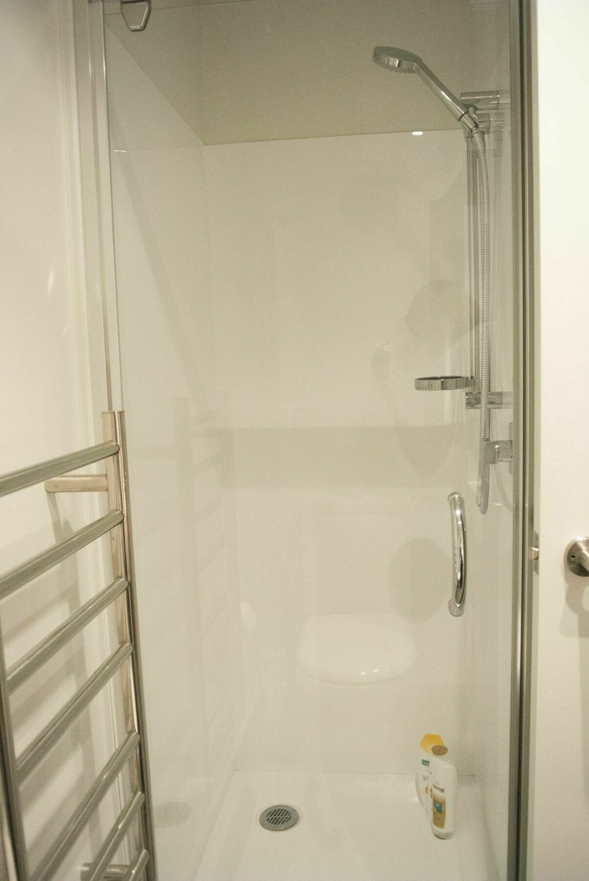 Brand New Apartment With Pool & Gym Auckland Esterno foto